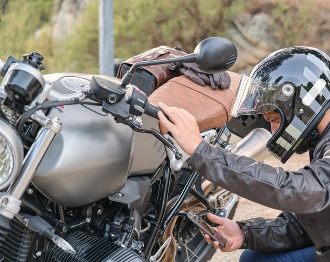 participez à notre forum dédié à l'assurance des motos de collection. échangez des conseils, partagez des expériences et trouvez les meilleures offres pour protéger votre précieuse machine vintage. rejoignez notre communauté passionnée dès aujourd'hui !