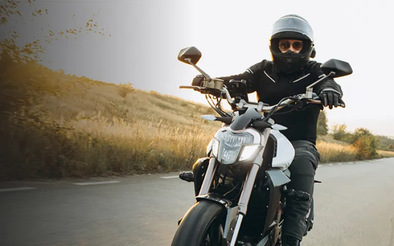 découvrez l'assurance moto tous risques, la solution idéale pour protéger votre deux-roues et votre tranquillité d'esprit. bénéficiez d'une couverture complète contre les dommages, le vol et la responsabilité civile, tout en profitant d'offres adaptées à vos besoins. roulez sereinement avec une protection maximale!