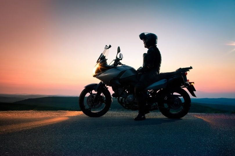 découvrez notre guide complet sur l'assurance moto : comparez les meilleures offres, comprenez les garanties essentielles et trouvez la couverture idéale pour votre deux-roues. protégez-vous et votre véhicule avec une assurance adaptée à vos besoins.