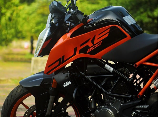 découvrez nos tarifs compétitifs pour l'assurance moto. protégez votre véhicule tout en bénéficiant de garanties adaptées à vos besoins. comparez les offres et trouvez la meilleure assurance moto au meilleur prix.