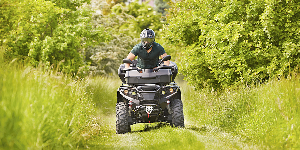 obtenez rapidement un devis personnalisé pour votre assurance moto avec groupama. protégez votre deux-roues grâce à des garanties adaptées à vos besoins et profitez d'une assistance de qualité.