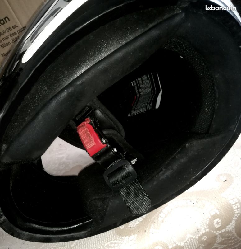 découvrez l'univers des motos acm, alliant performance, style et innovation. explorez notre large gamme de modèles et trouvez la moto parfaite qui répond à toutes vos envies de liberté et d'aventure sur deux roues.