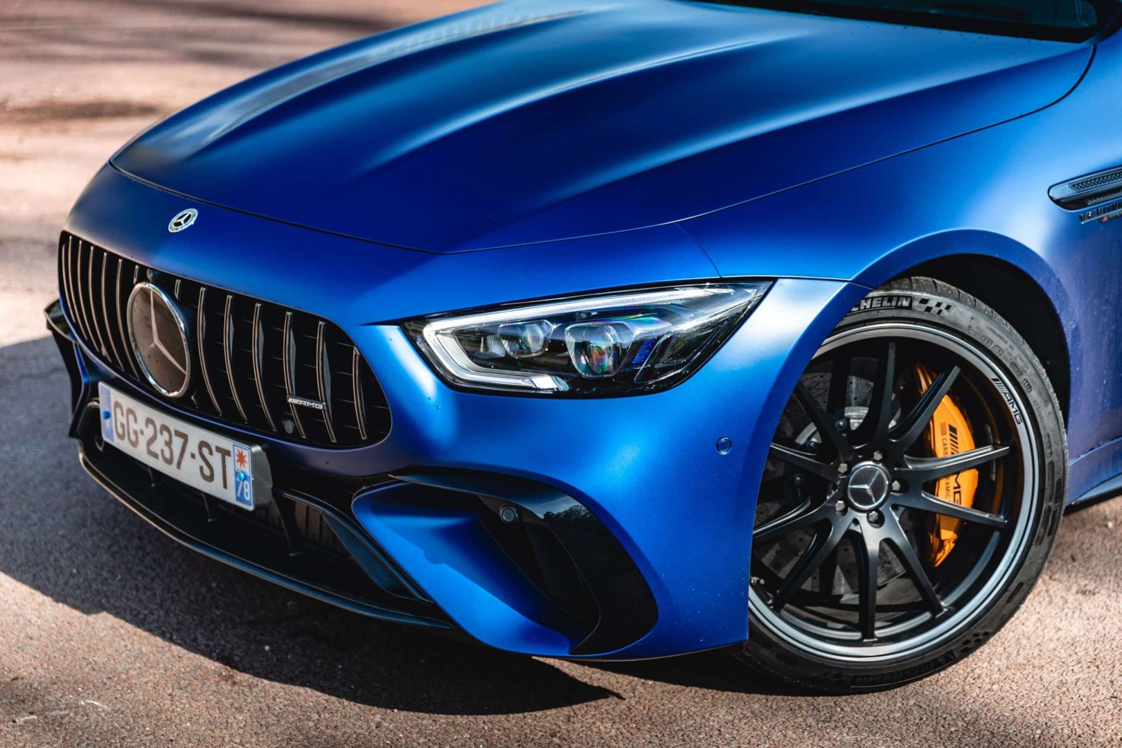 découvrez notre guide complet sur l'assurance amg, conçu pour vous aider à choisir la meilleure couverture pour votre véhicule de luxe. profitez de conseils d'experts, des astuces pour optimiser votre assurance et des informati ...ons sur les garanties spécifiques aux modèles amg.