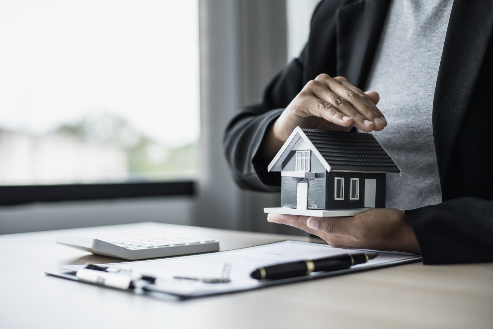 découvrez l'assurance habitation dédiée aux étudiants proposée par matmut. protégez votre logement étudiant avec une couverture adaptée et des tarifs avantageux. bénéficiez d'une protection complète pour vos biens personnels et d'un accompagnement personnalisé tout au long de votre année universitaire.