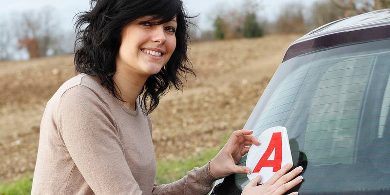 découvrez le guide complet sur les cg de l'assurance auto au crédit mutuel. téléchargez le pdf pour tout savoir sur les conditions générales, les garanties, et les avantages de votre contrat d'assurance automobile.